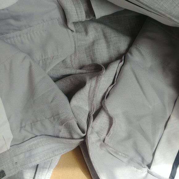 Ann Taylor light grey cropped cuffed ankle pants trousers 8 Petitr - Picture 11 of 15